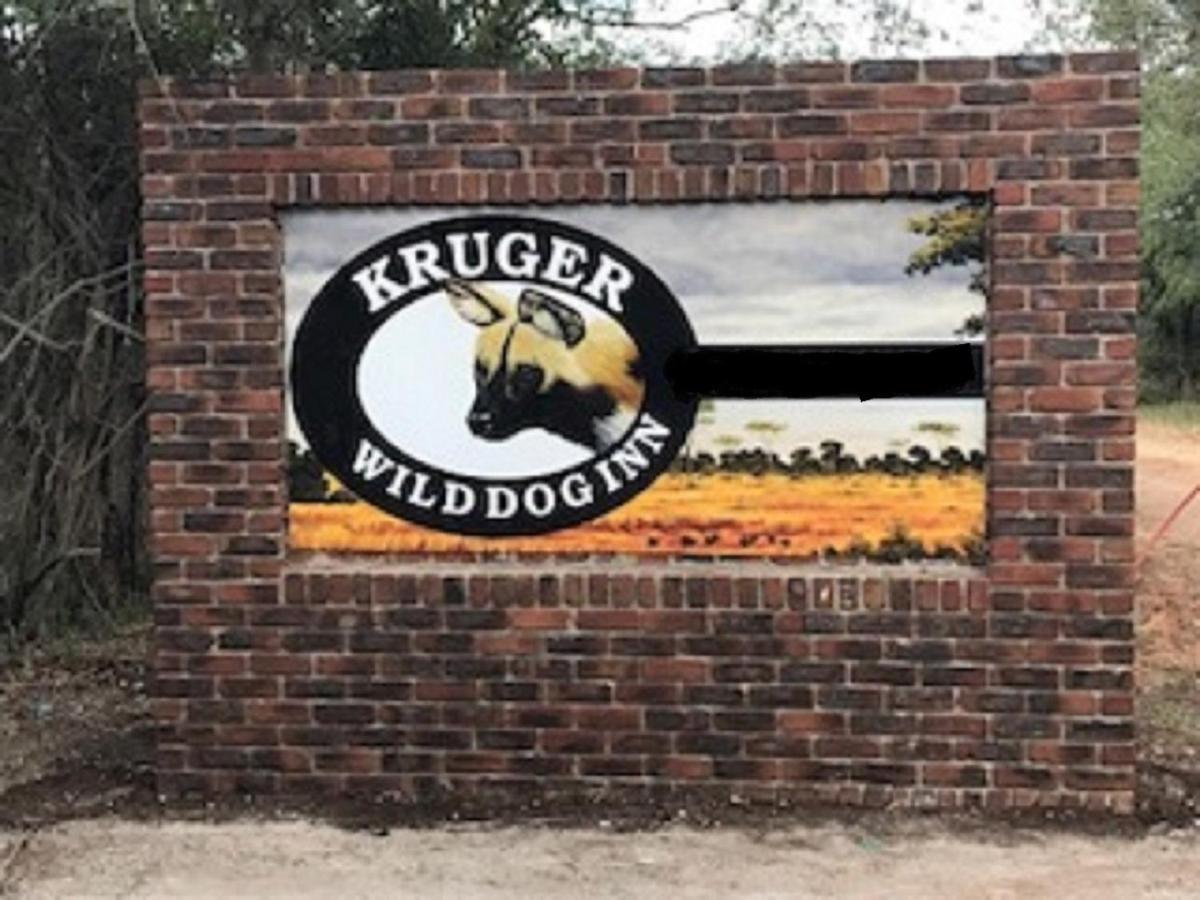 Kruger Wild Dog Inn Marloth Park Εξωτερικό φωτογραφία