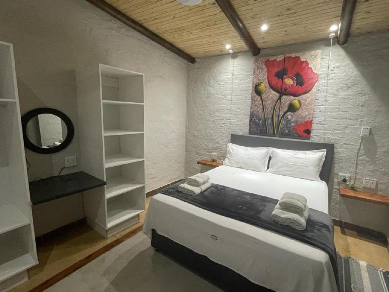Kruger Wild Dog Inn Marloth Park Εξωτερικό φωτογραφία