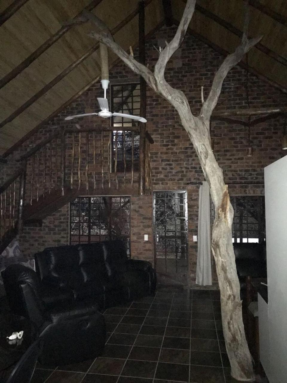 Kruger Wild Dog Inn Marloth Park Δωμάτιο φωτογραφία