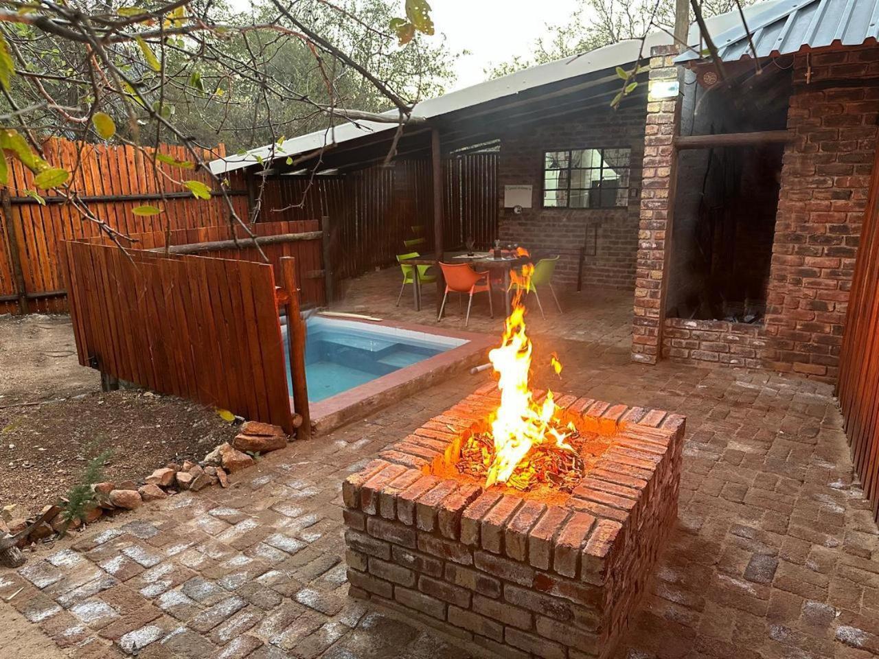 Kruger Wild Dog Inn Marloth Park Εξωτερικό φωτογραφία