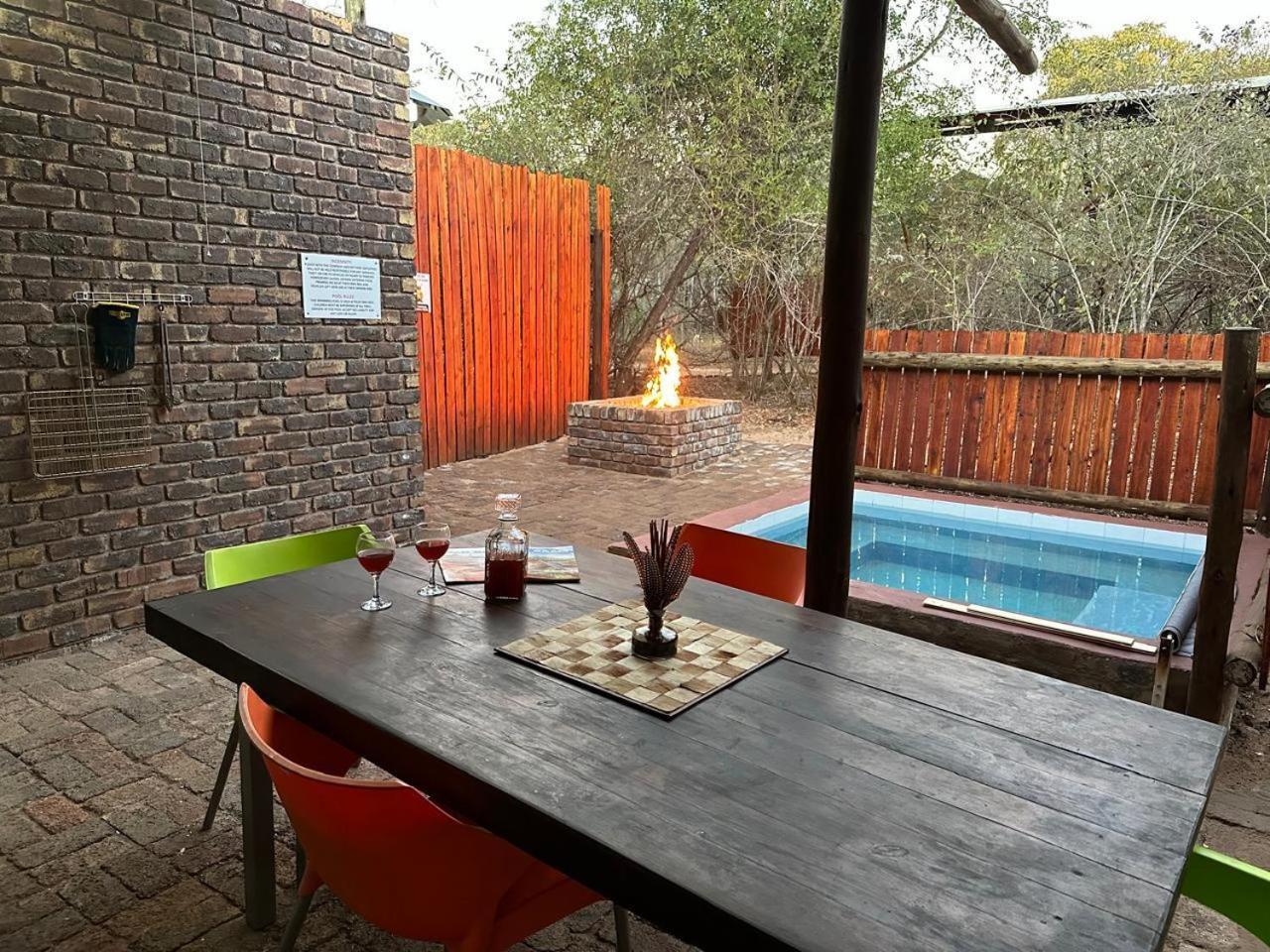 Kruger Wild Dog Inn Marloth Park Εξωτερικό φωτογραφία